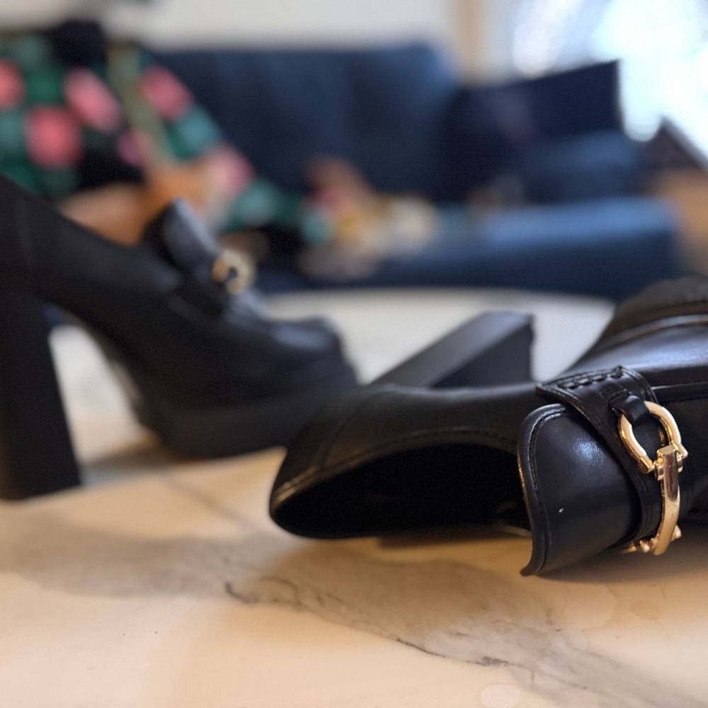 Black Chunk Heels with Gold Chain Accent